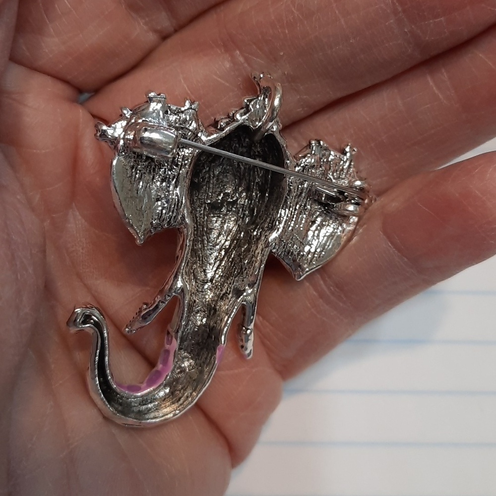 New Silver and Purple Elephant Brooch - Picture 6 of 6